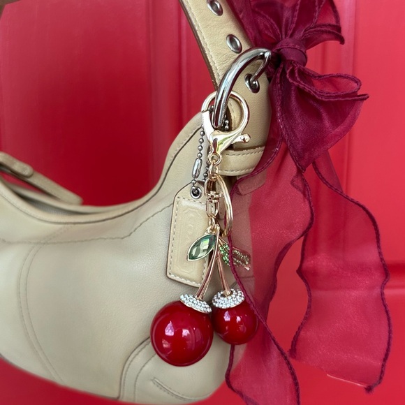 🧸🍒𝓒𝓻𝓮𝓪𝓶 𝓒𝓸𝓪𝓬𝓱 𝓛𝓮𝓪𝓽𝓱𝓮𝓻 𝓗𝓸𝓫𝓸🍒🧸 - Picture 9 of 10